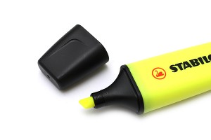 ปากกาไฮไลท์ HIGHLIGHTER STABILO BOSS - YELLOW COLOR